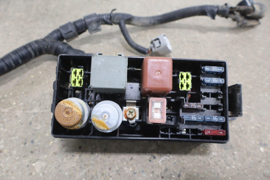 1992 Toyota LandCruiser (3FE) Engine Fuse Relay Junction Box W/Harness