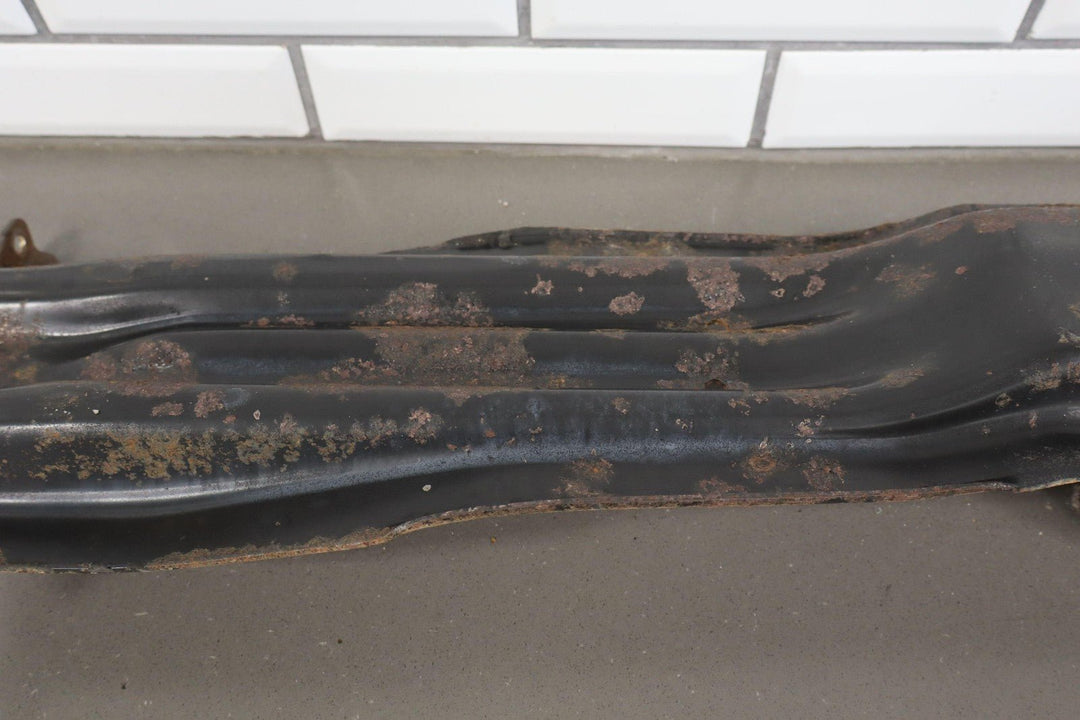 1992 Toyota LandCruiser Under Body Spare Tire Hoist & Crossmember *Surface Rust*