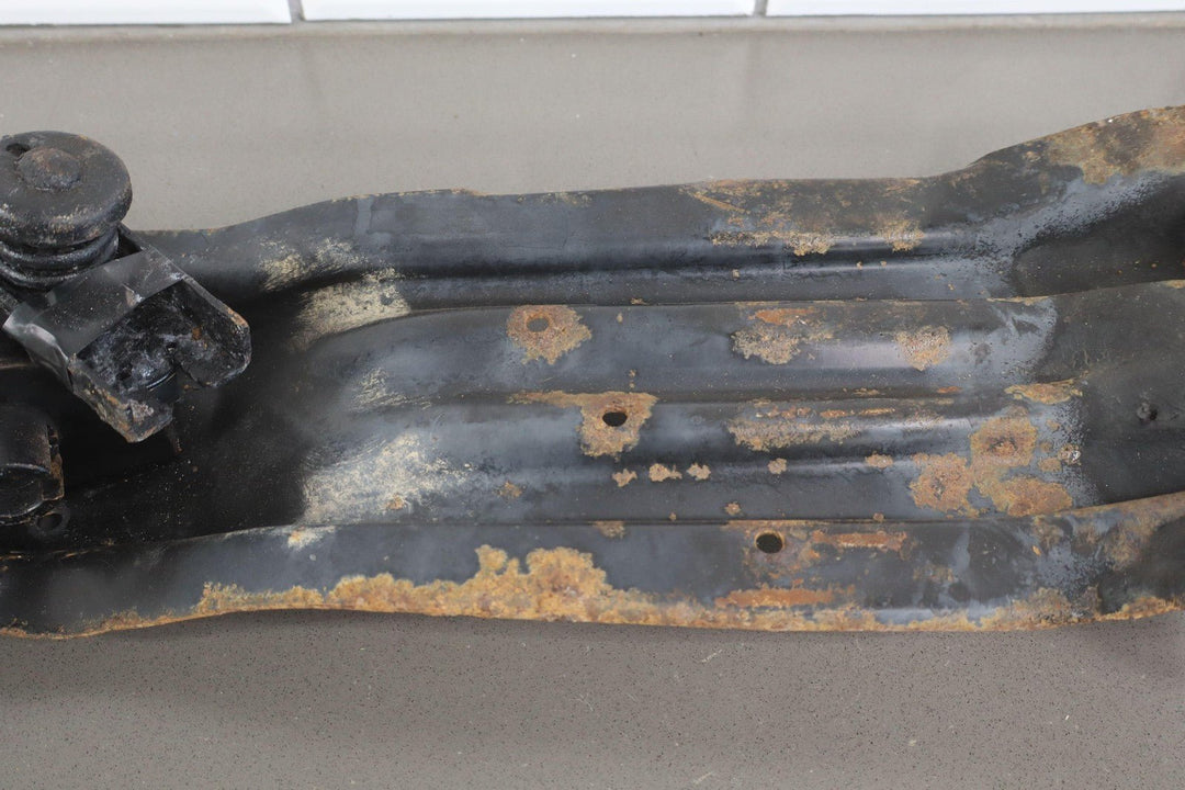 1992 Toyota LandCruiser Under Body Spare Tire Hoist & Crossmember *Surface Rust*