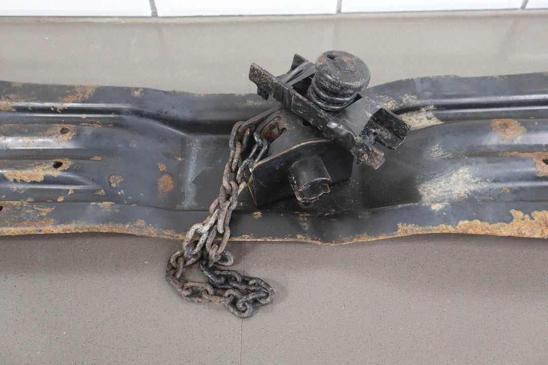 1992 Toyota LandCruiser Under Body Spare Tire Hoist & Crossmember *Surface Rust*