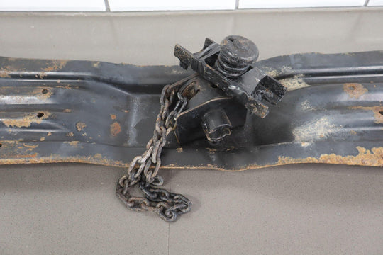 1992 Toyota LandCruiser Under Body Spare Tire Hoist & Crossmember *Surface Rust*