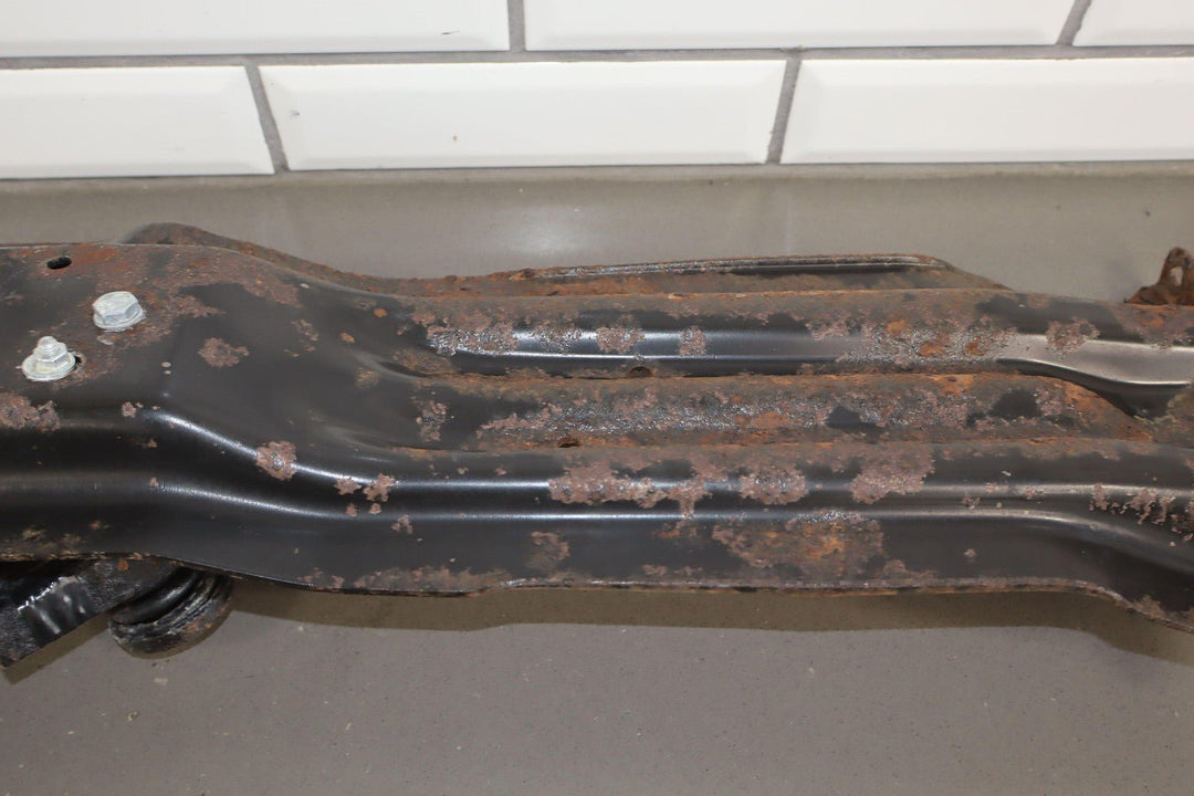 1992 Toyota LandCruiser Under Body Spare Tire Hoist & Crossmember *Surface Rust*