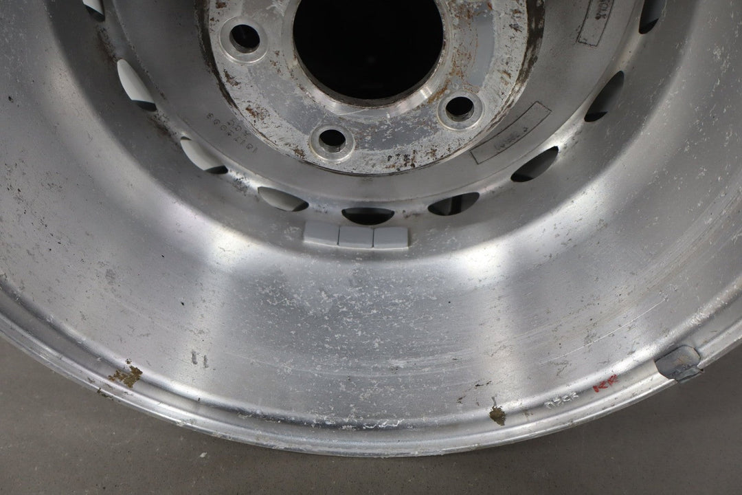 1993 - 1996 Cadillac Fleetwood Alloy Wheel Lace Design 15x7 12517948