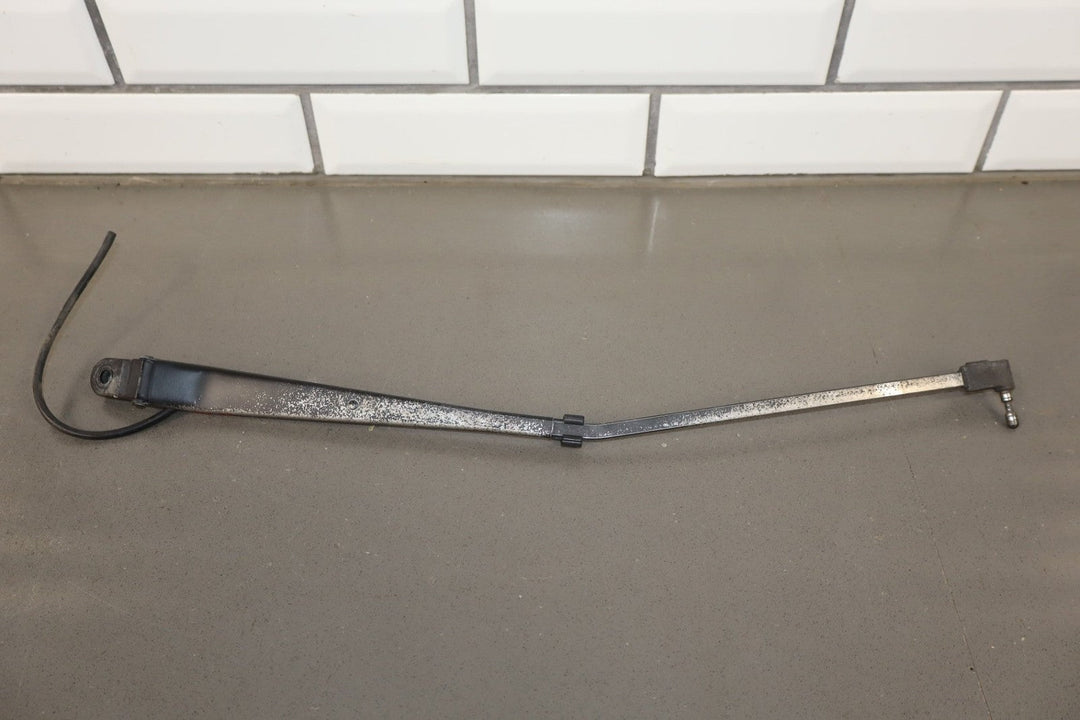 1993 - 1996 Cadillac Fleetwood Brougham Wiper Arm Pair