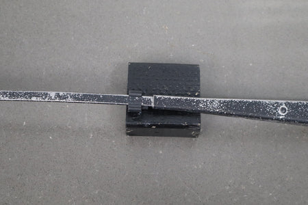 1993-1996 Cadillac Fleetwood Brougham Wiper Arm Pair
