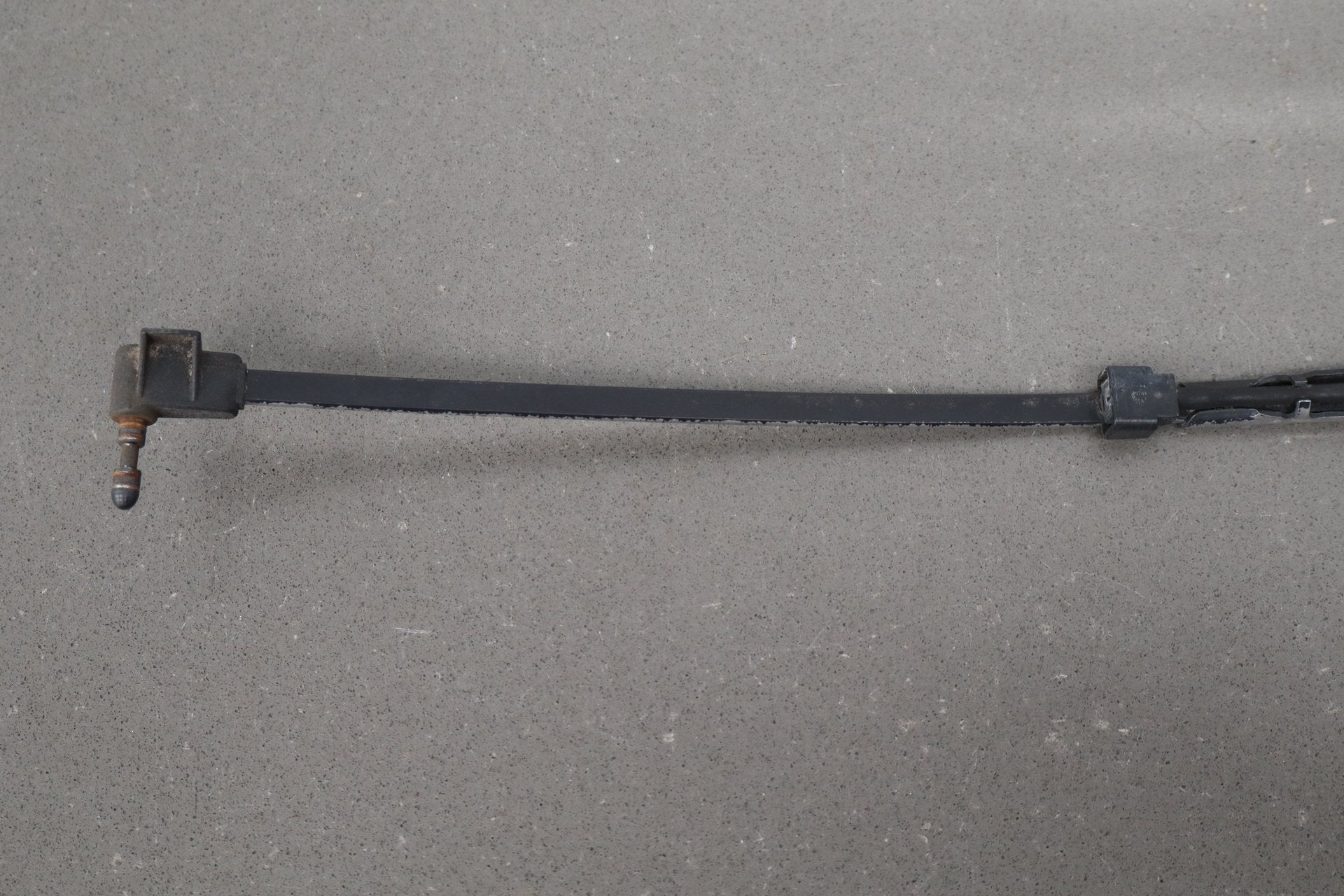 1993-1996 Cadillac Fleetwood Brougham Wiper Arm Pair