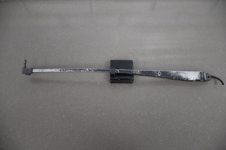1993-1996 Cadillac Fleetwood Brougham Wiper Arm Pair