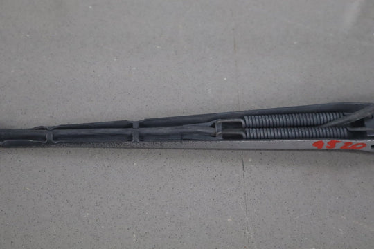 1993 - 1996 Cadillac Fleetwood Brougham Wiper Arm Pair