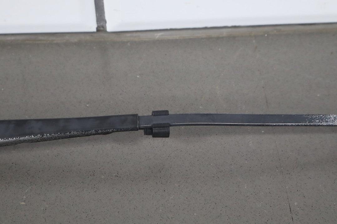 1993 - 1996 Cadillac Fleetwood Brougham Wiper Arm Pair