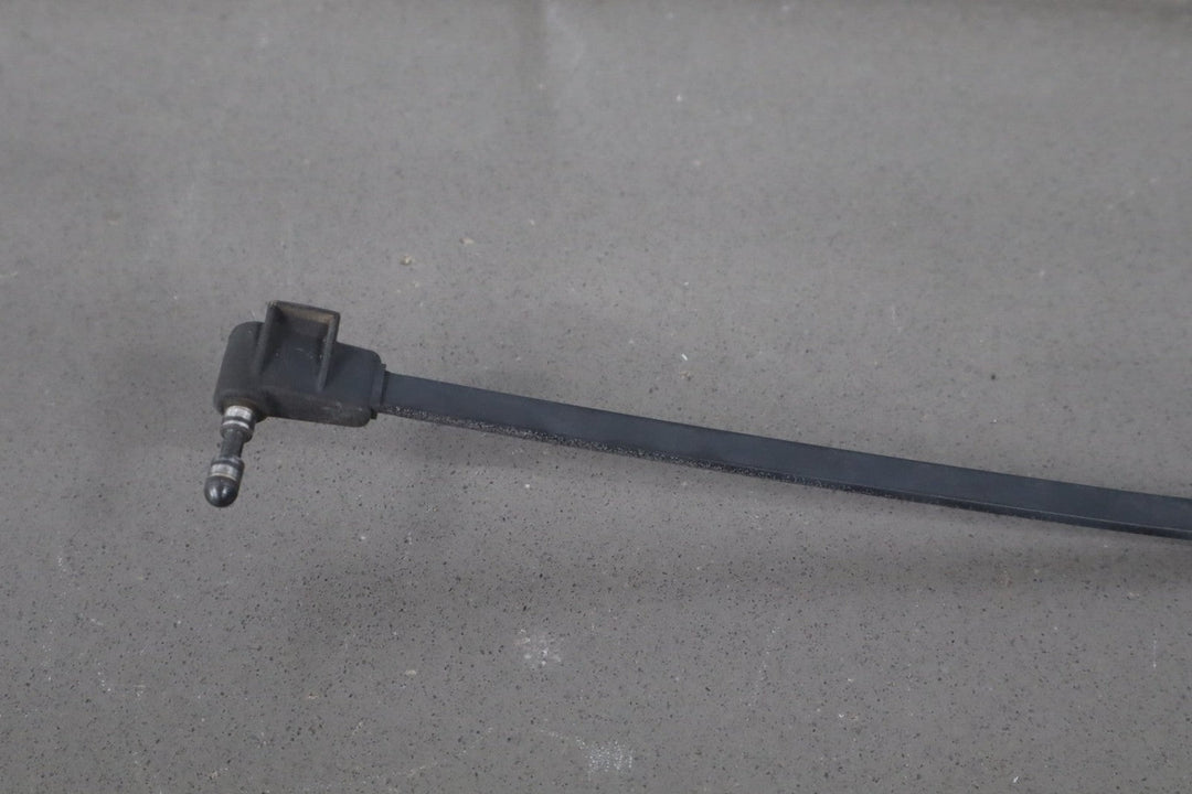 1993 - 1996 Cadillac Fleetwood Brougham Wiper Arm Pair