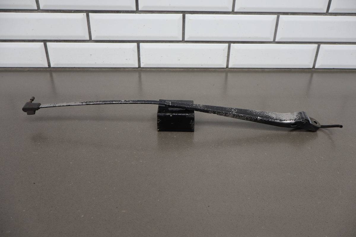 1993-1996 Cadillac Fleetwood Brougham Wiper Arm Pair