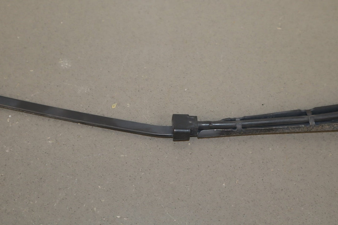 1993 - 1996 Cadillac Fleetwood Brougham Wiper Arm Pair
