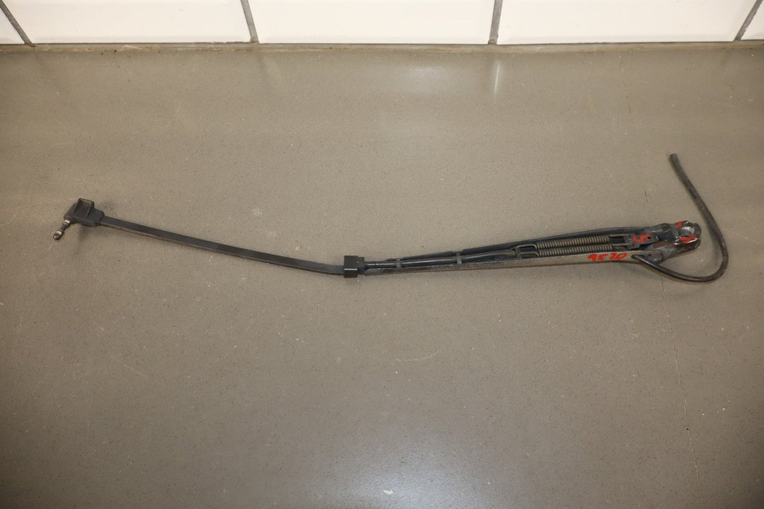 1993 - 1996 Cadillac Fleetwood Brougham Wiper Arm Pair