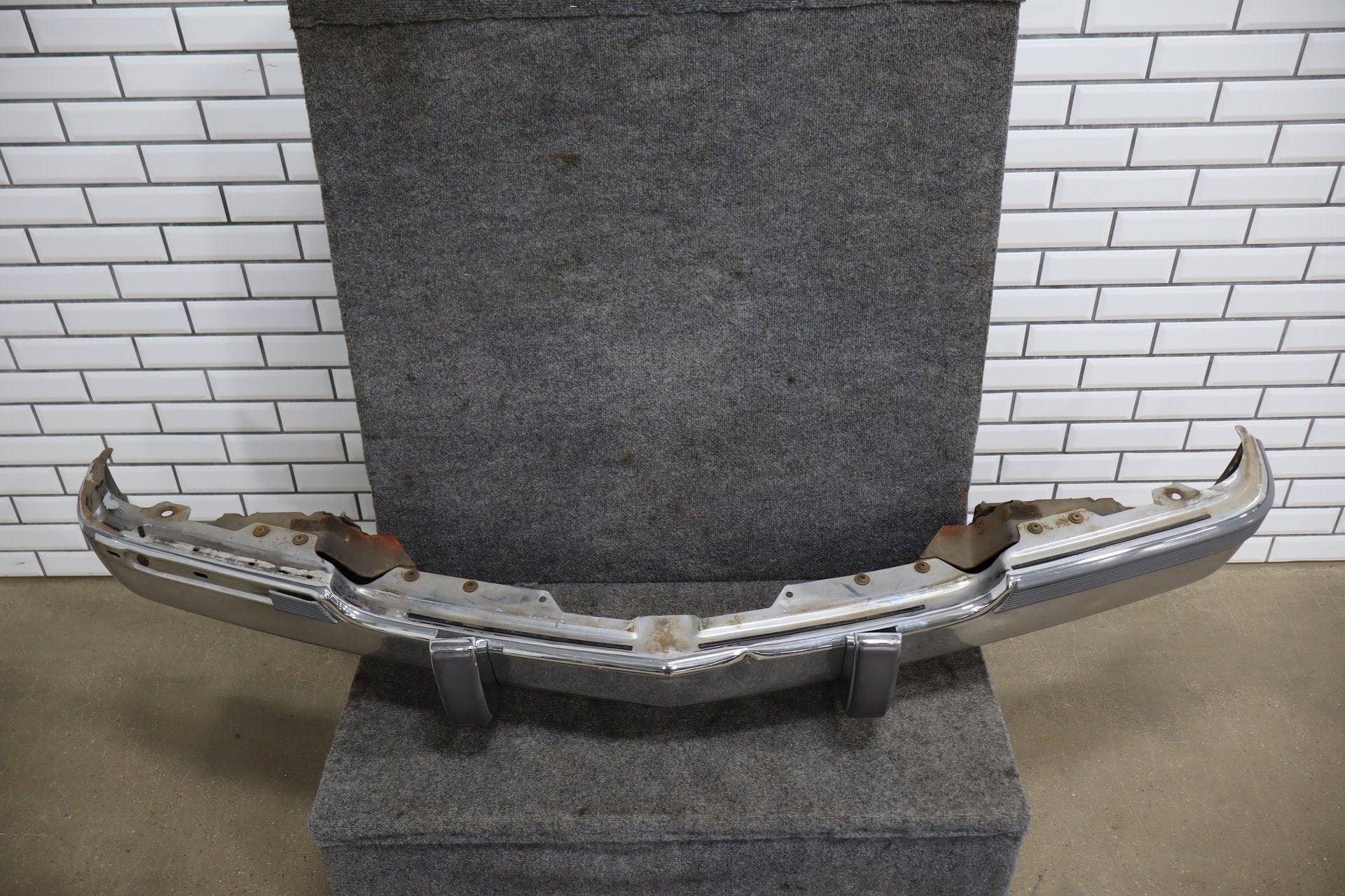 1993-1996 Cadillac Fleetwood Chrome Front Bumper