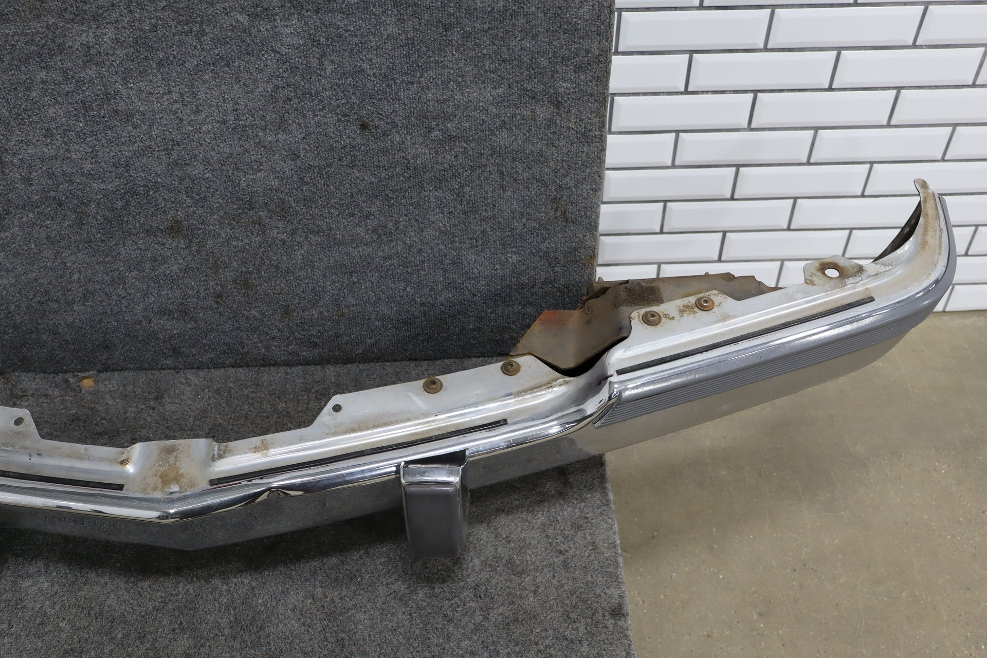 1993-1996 Cadillac Fleetwood Chrome Front Bumper