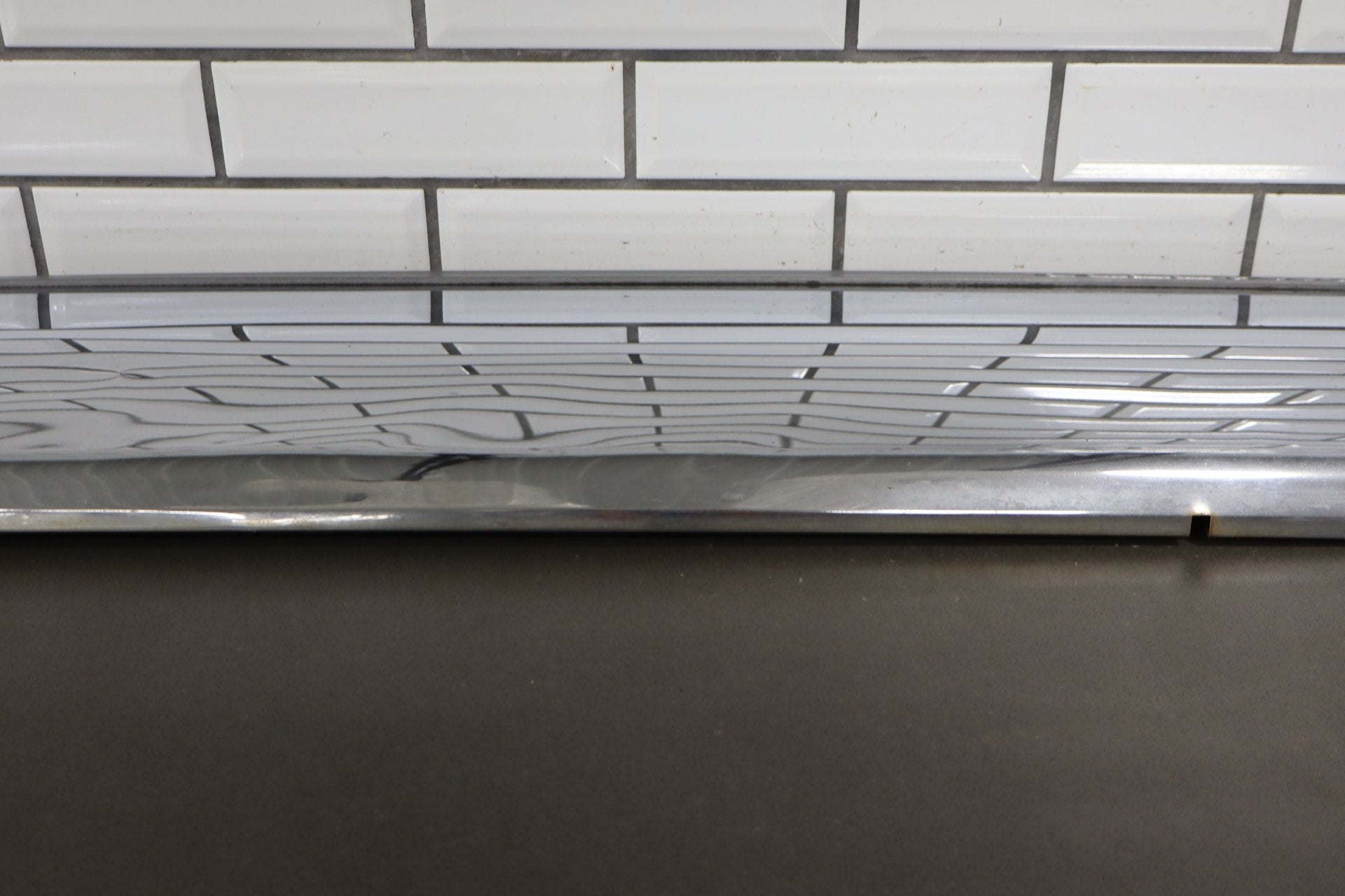 1993-1996 Cadillac Fleetwood Chrome Left Front Door Molding 12528614