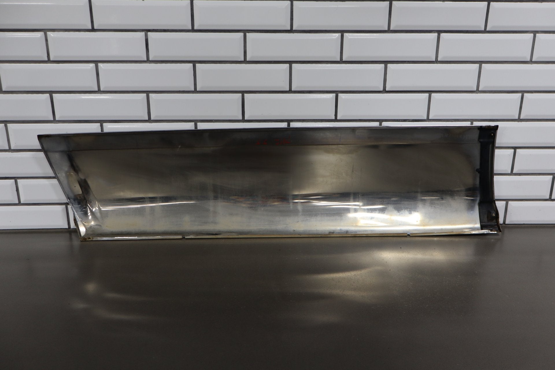 1993-1996 Cadillac Fleetwood Chrome Left Front Door Molding 12528614