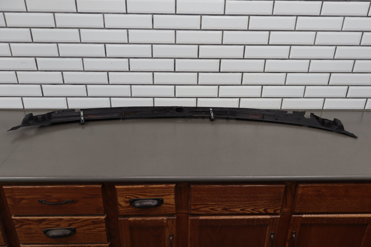 1993-1996 Cadillac Fleetwood Cowl Vent Panel