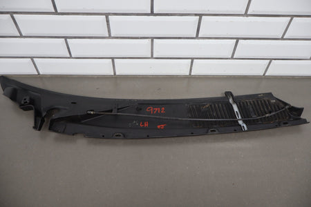 1993-1996 Cadillac Fleetwood Cowl Vent Panel