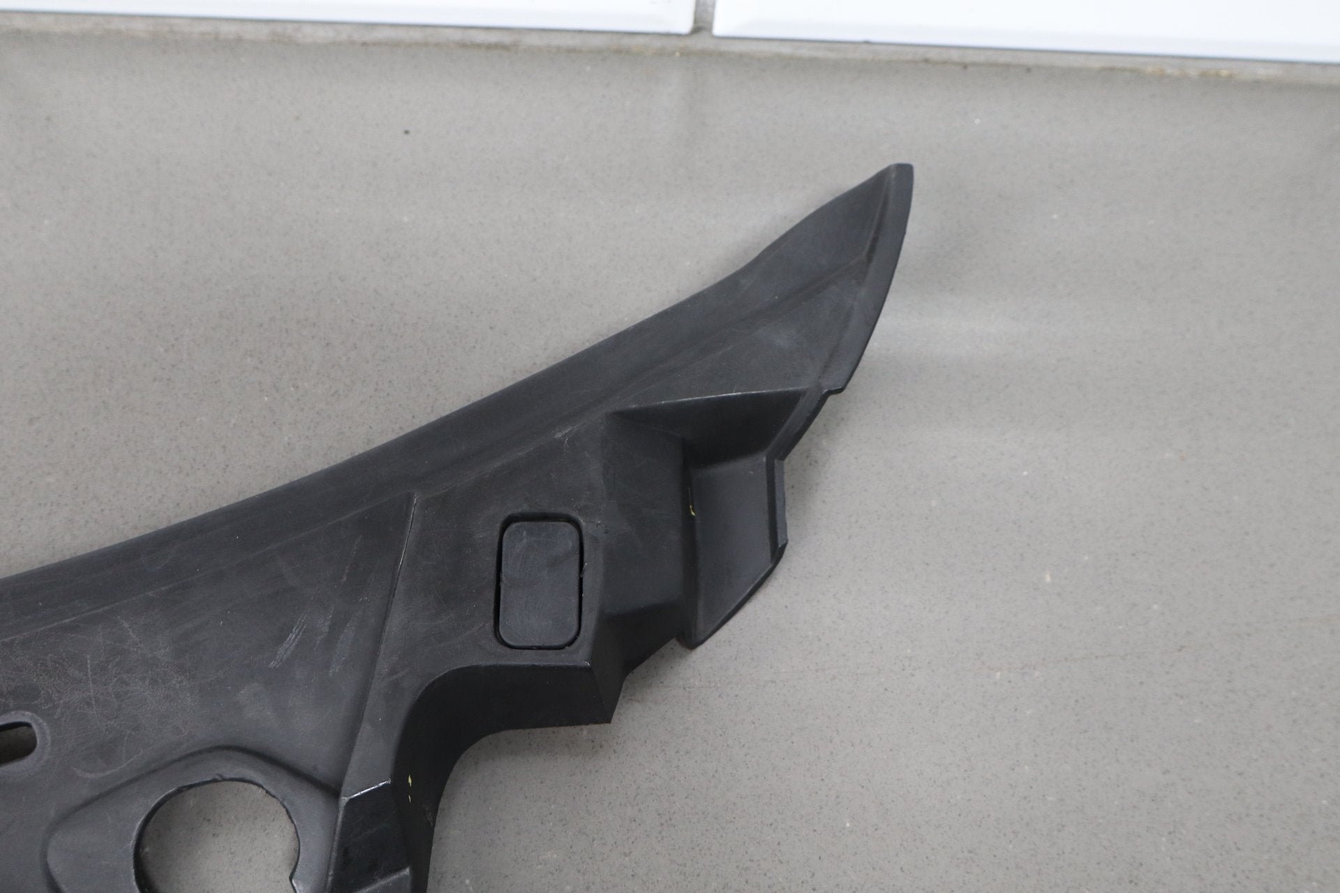 1993-1996 Cadillac Fleetwood Cowl Vent Panel