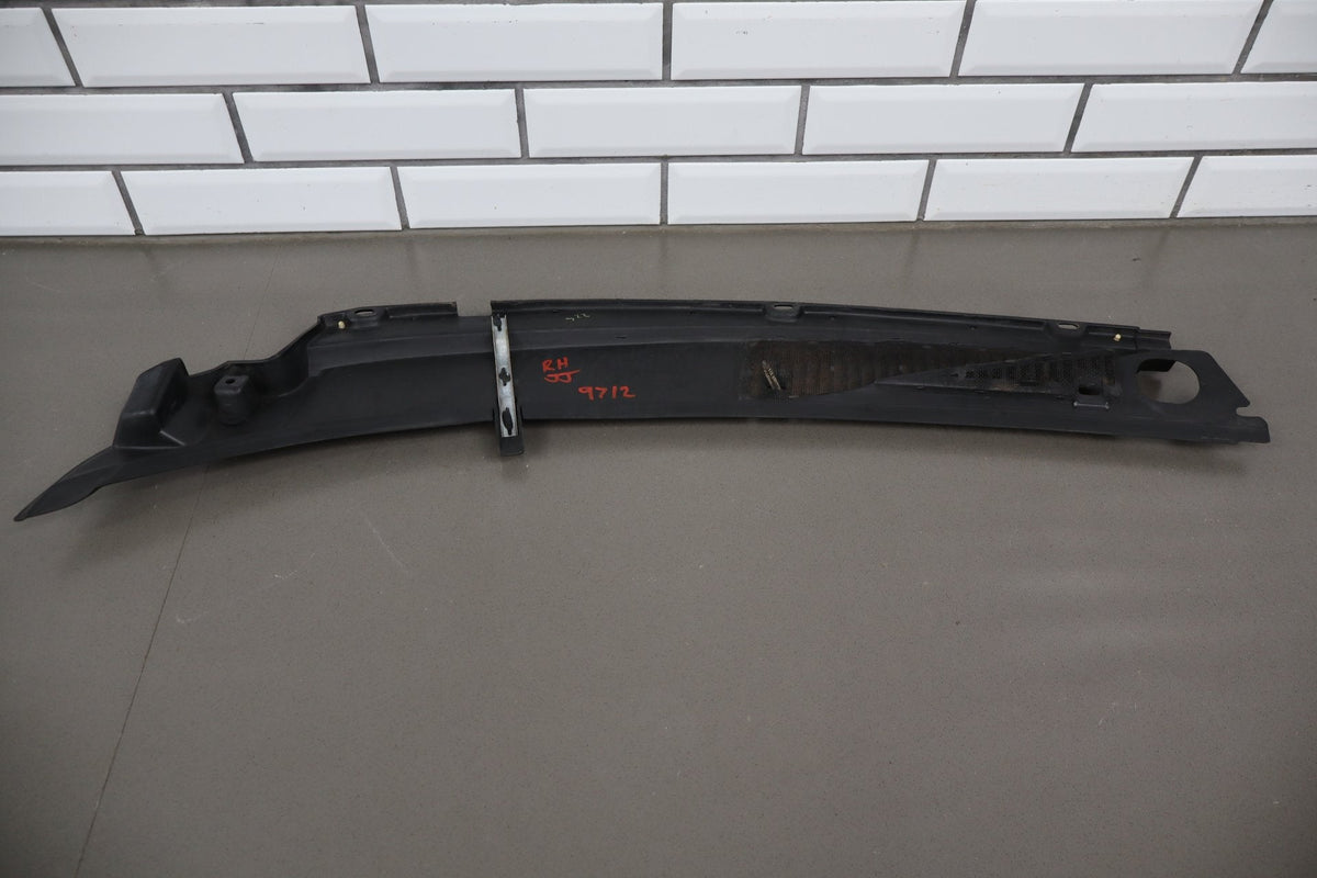 1993-1996 Cadillac Fleetwood Cowl Vent Panel