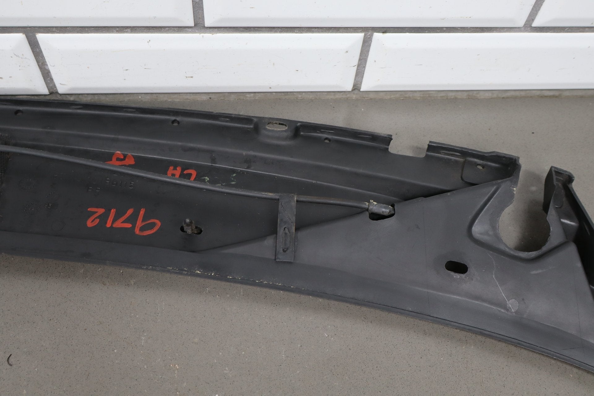 1993-1996 Cadillac Fleetwood Cowl Vent Panel