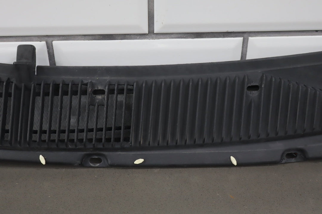 1993 - 1996 Cadillac Fleetwood Cowl Vent Panel