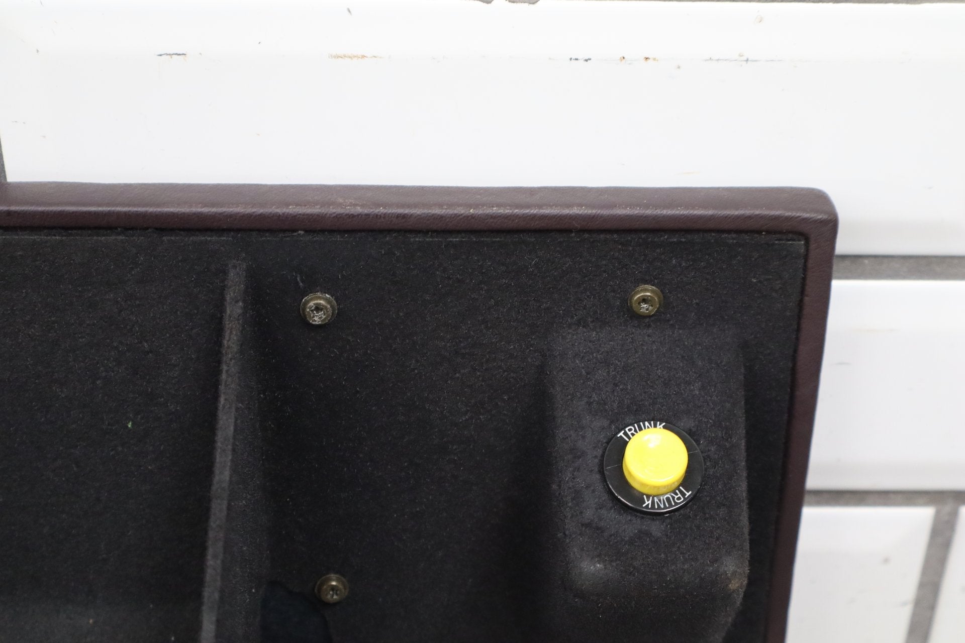 1993-1996 Cadillac Fleetwood Glove Box Bordeaux Red 75