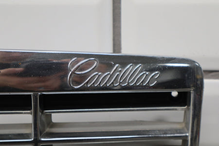 1993-1996 Cadillac Fleetwood Grille 10241515 OEM