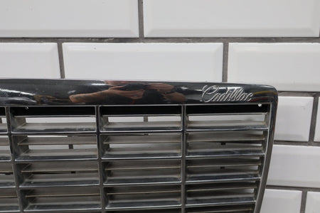 1993-1996 Cadillac Fleetwood Grille 10241515 OEM