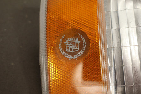 1993-1996 Cadillac Fleetwood Right Front Lamp Turn Signal