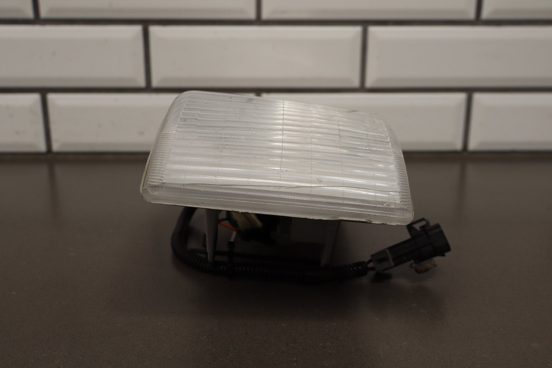 1993-1996 Cadillac Fleetwood Right Front Lamp Turn Signal