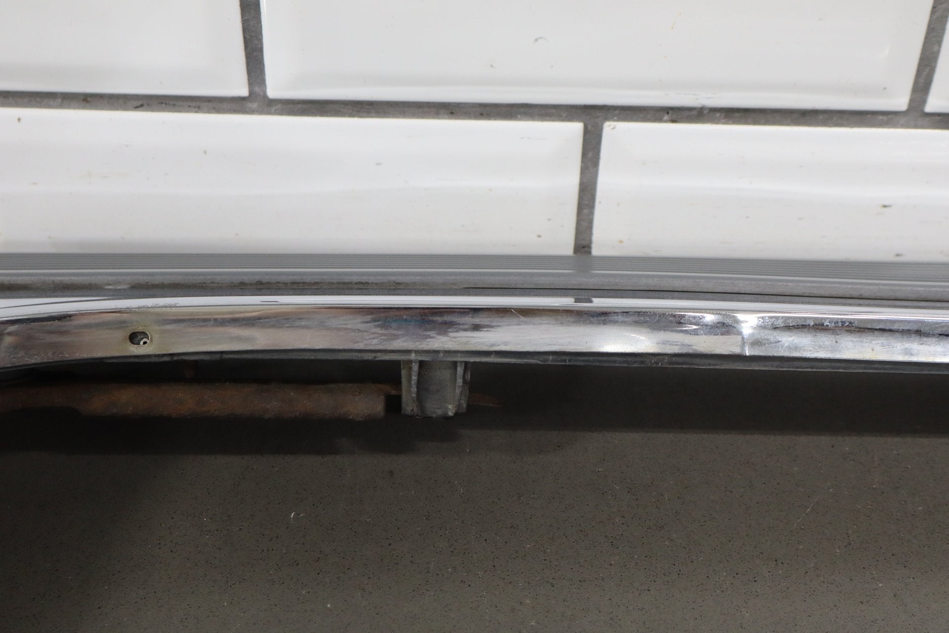 1993-1996 Cadillac Fleetwood Right Rear Wheel Arch Moulding
