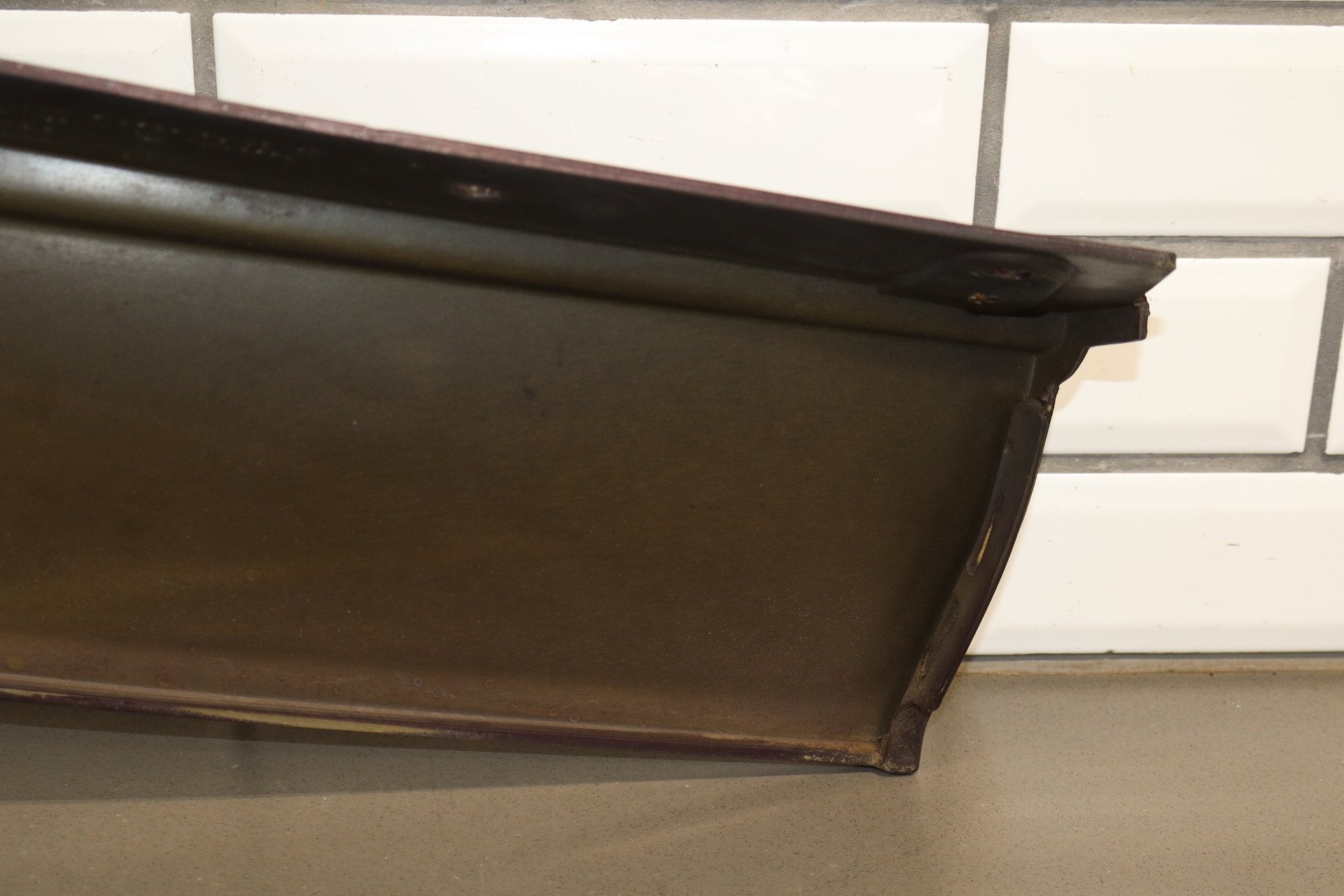 1993-1996 Cadillac Fleetwood Right Tail Light W/ Filler Panel Dark Cherry 77