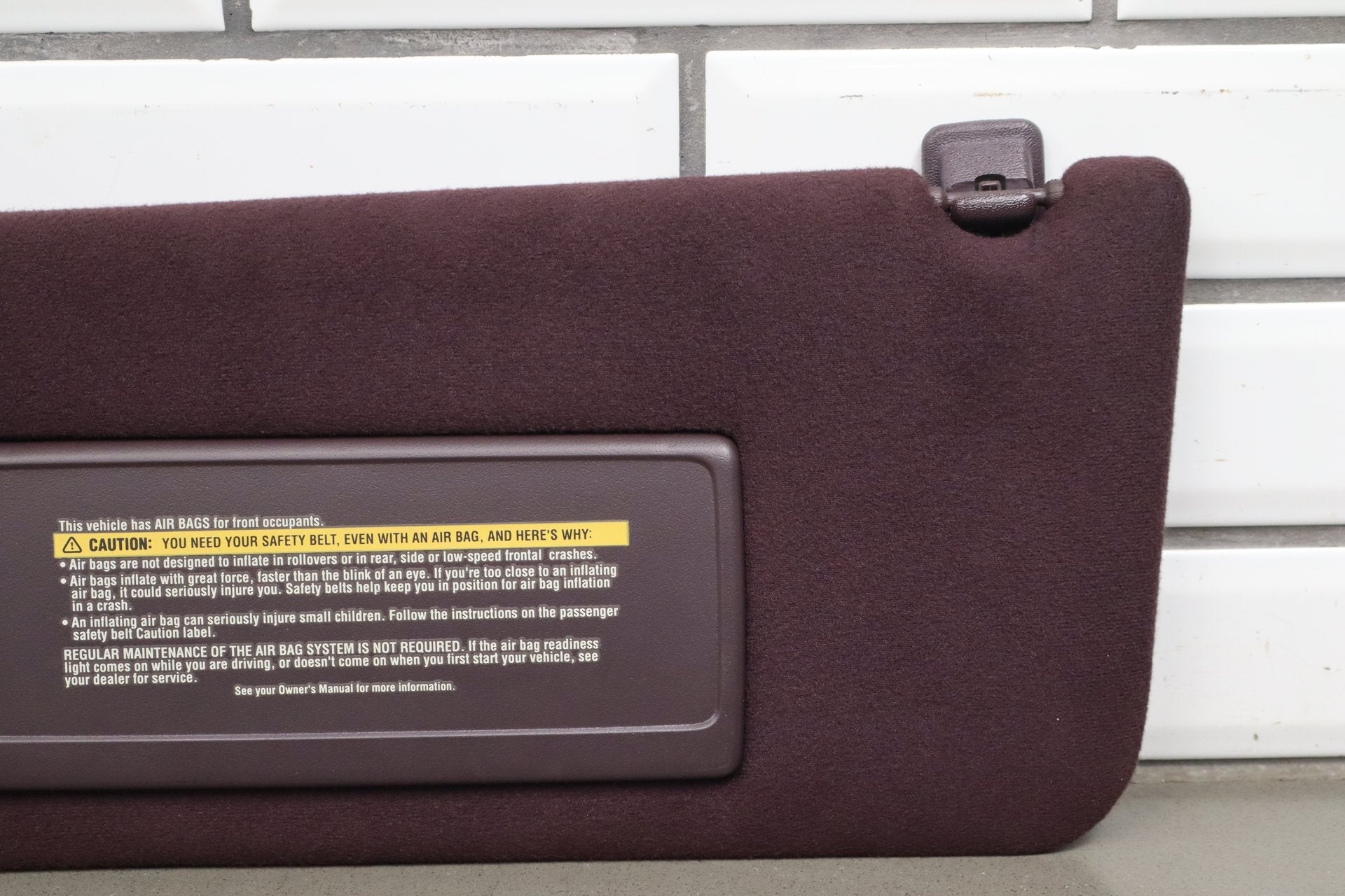 1993-1996 Cadillac Fleetwood Sun Visor Pair Bordeaux Red 75