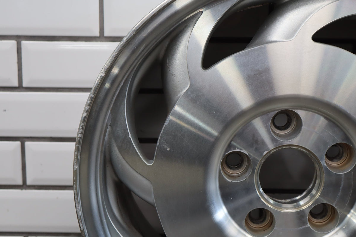 1993-1996 Chevrolet Corvette C4 LH Left 17x8.5 Machined Finish Sawblade WheelOEM