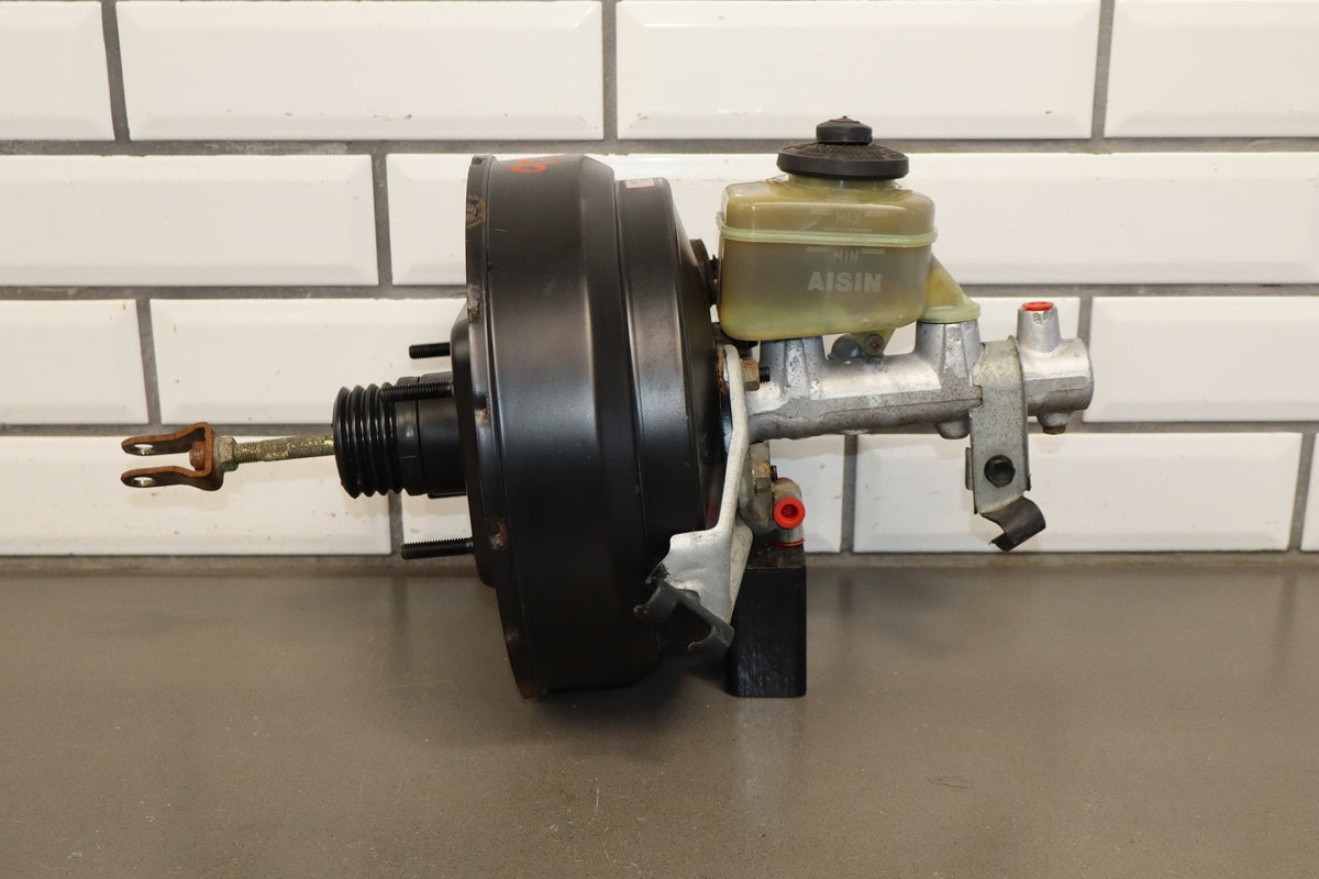 1993-1997 Toyota Land Cruiser Lexus LX450 Brake Booster 4461060792