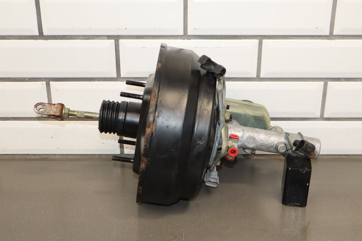 1993-1997 Toyota Land Cruiser Lexus LX450 Brake Booster 4461060792