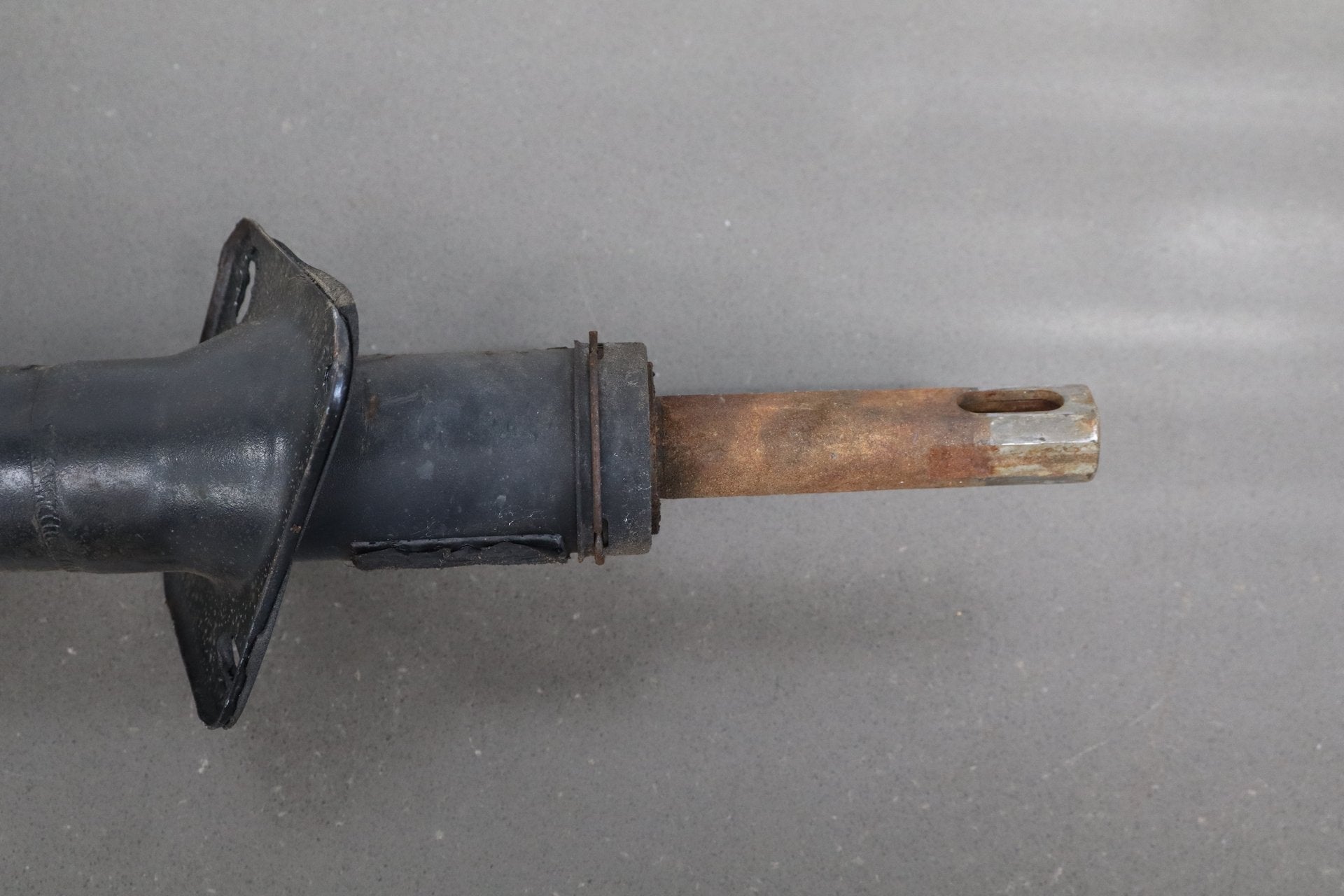 1993-1998 Chevrolet Camaro Steering Column Manual Transmission W/ Tilt, Key, Cruise