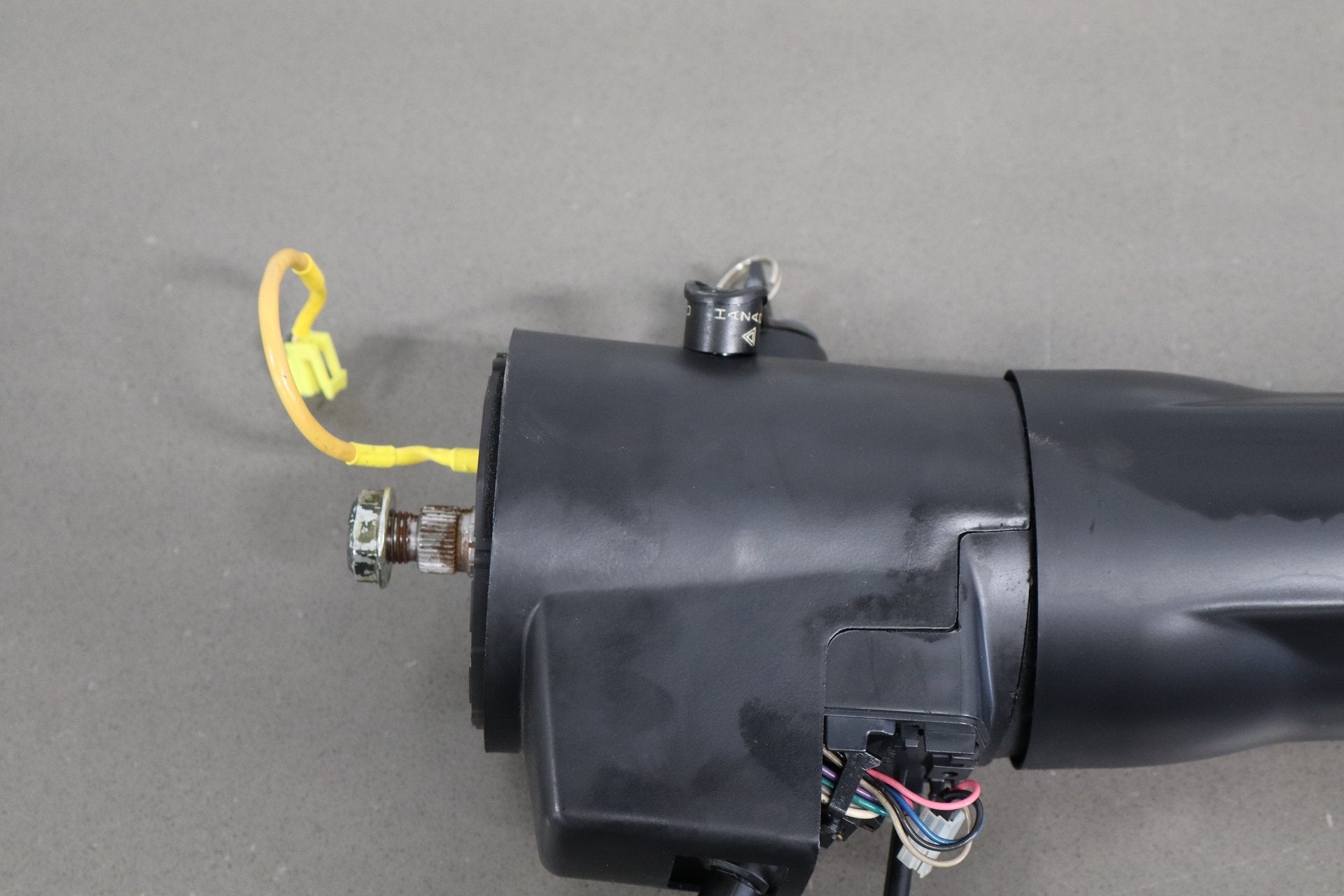 1993-1998 Chevrolet Camaro Steering Column Manual Transmission W/ Tilt, Key, Cruise