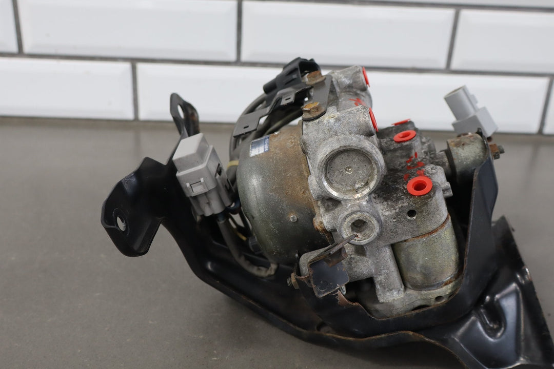 1993 - 1998 Lexus LX450 ABS Brake Unit 4451060010 OEM