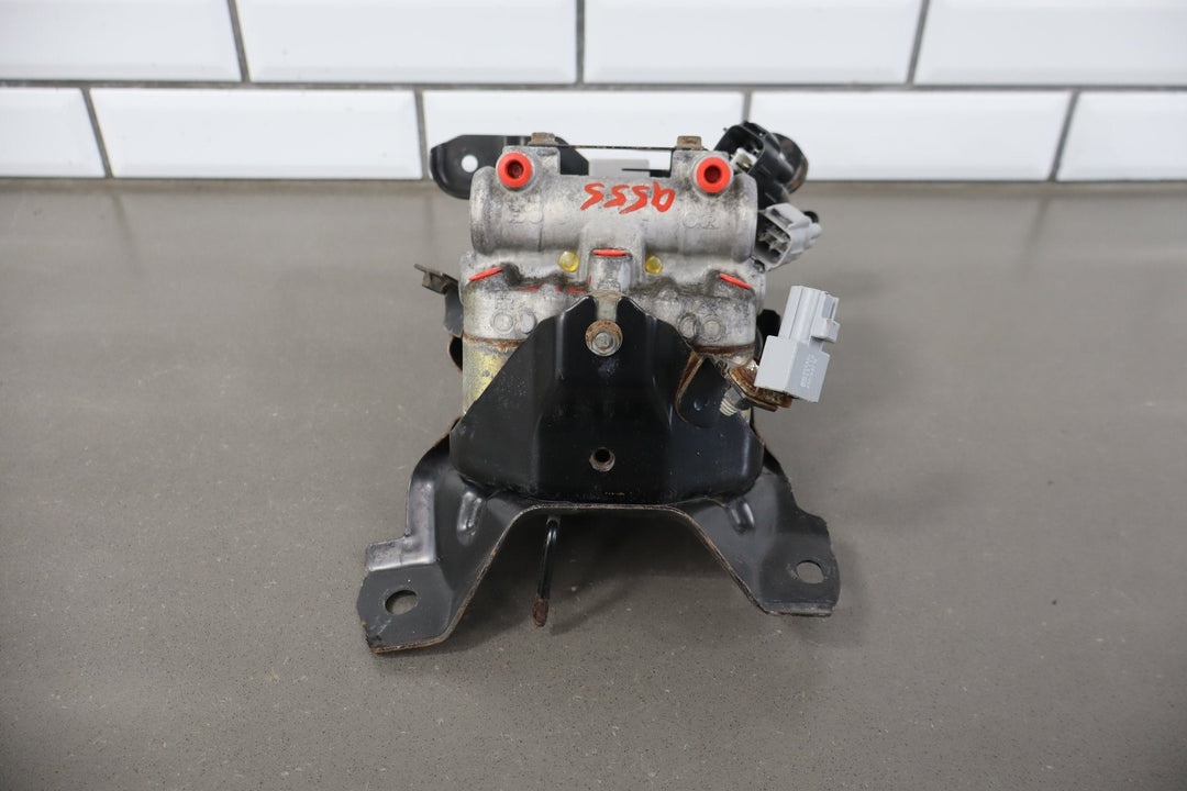 1993 - 1998 Lexus LX450 ABS Brake Unit 4451060010 OEM