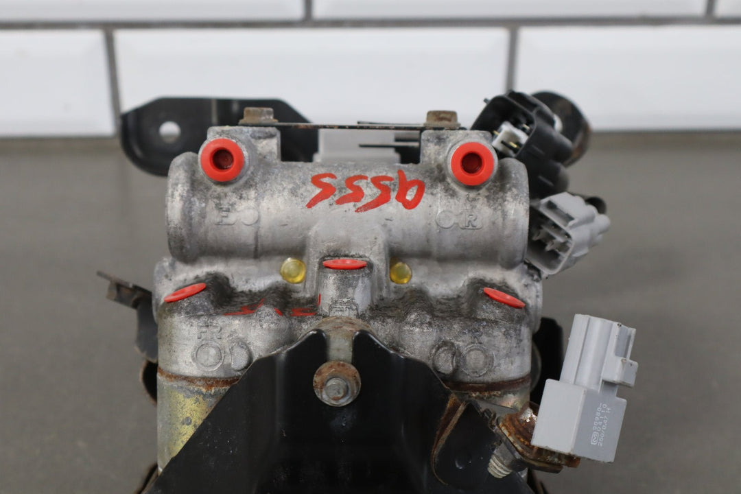 1993 - 1998 Lexus LX450 ABS Brake Unit 4451060010 OEM