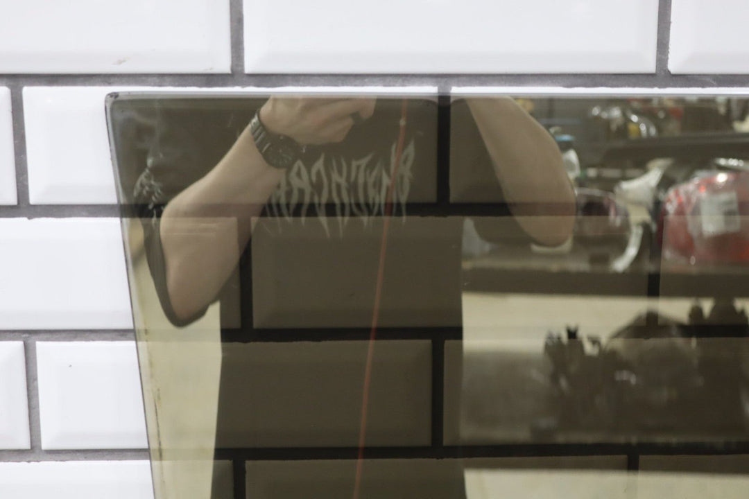 1993 - 1998 Toyota Land Cruiser Left Rear Door Window 6811360080 OEM