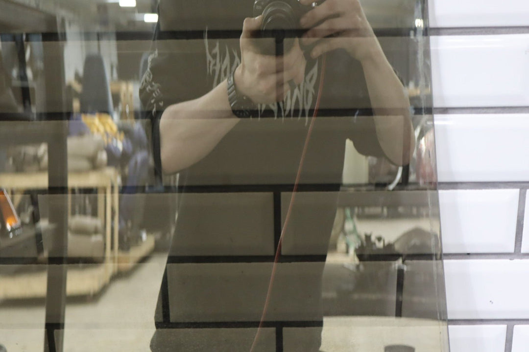 1993 - 1998 Toyota Land Cruiser Left Rear Door Window 6811360080 OEM