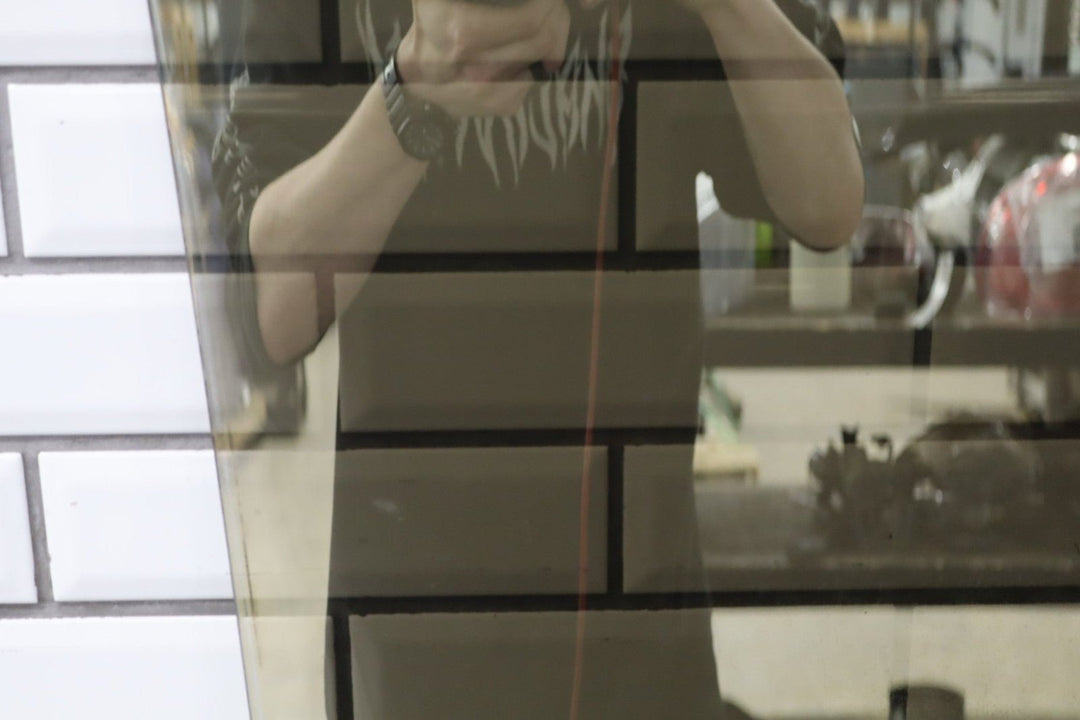 1993 - 1998 Toyota Land Cruiser Left Rear Door Window 6811360080 OEM