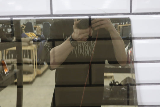 1993 - 1998 Toyota Land Cruiser Left Rear Door Window 6811360080 OEM