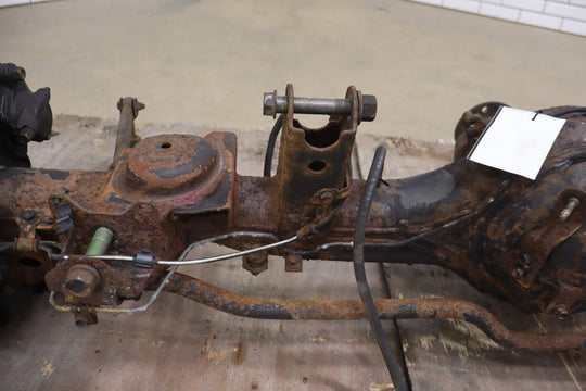 1993 - 1998 Toyota Land Cruiser Rear Axle Assembly 4211060961 OEM 4.10 Ratio