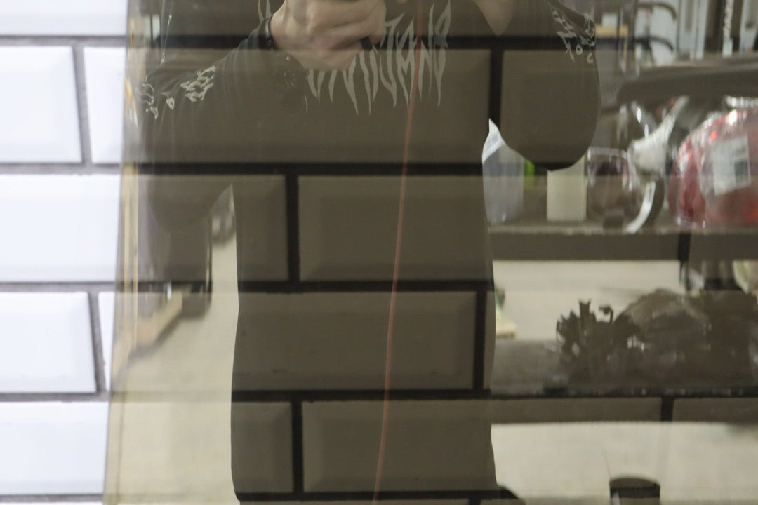 1993 - 1998 Toyota Land Cruiser Right Rear Door Window 6811360080 OEM