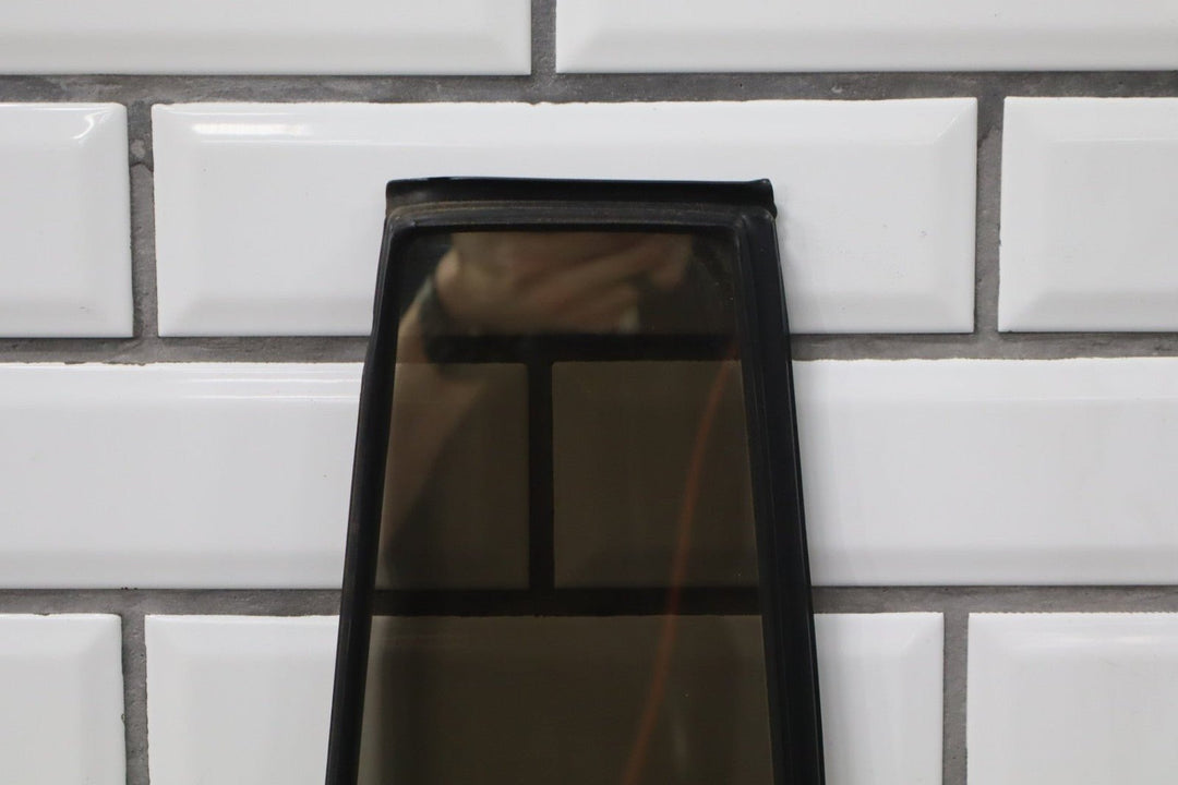 1993 - 1998 Toyota Land Cruiser Right Rear Vent Window 6812360090 OEM